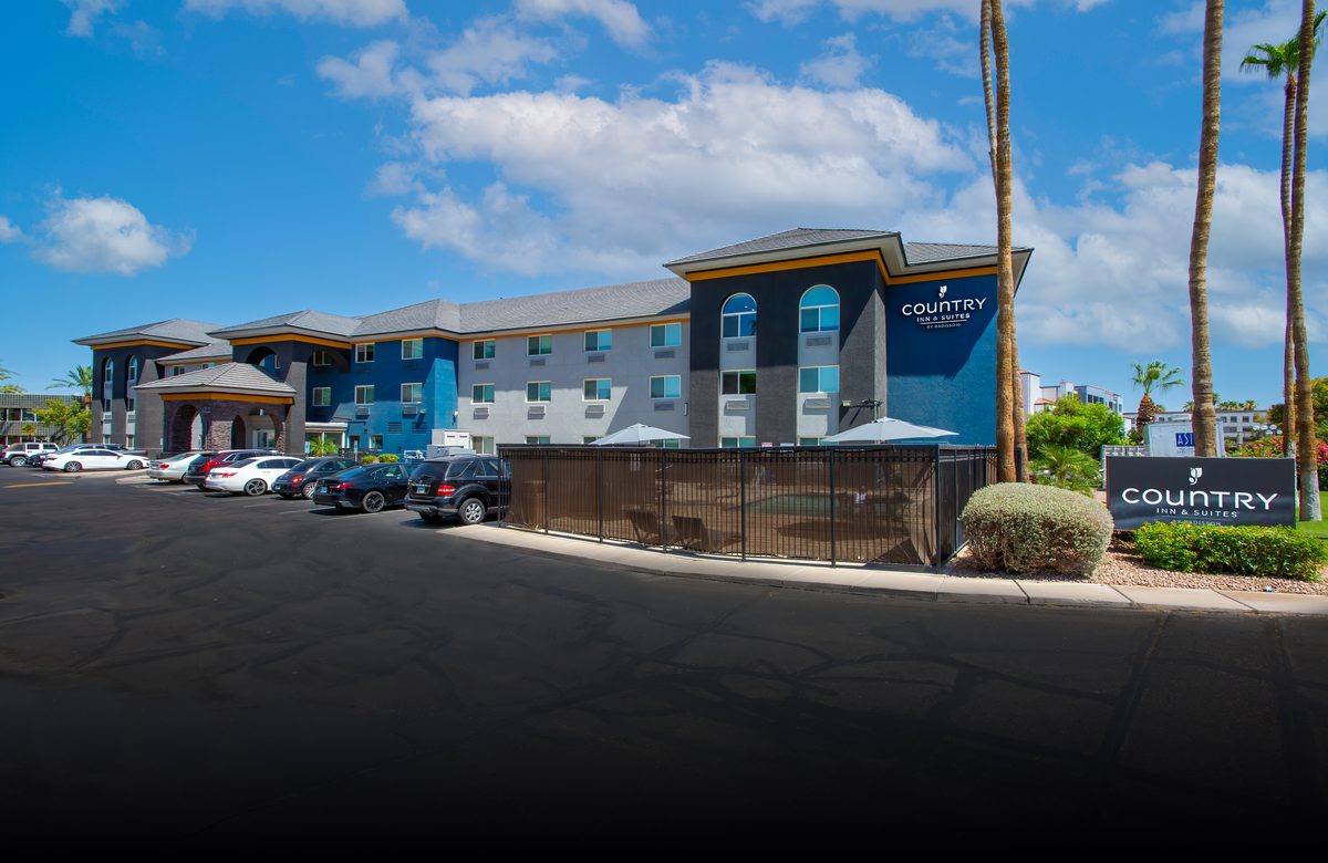 Country Inn & Suites Phoenix Airport